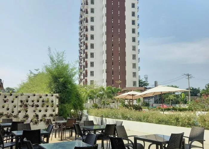 Relaxing With Pool And Balcony Near Cebu Airport * Lapu-Lapu City
